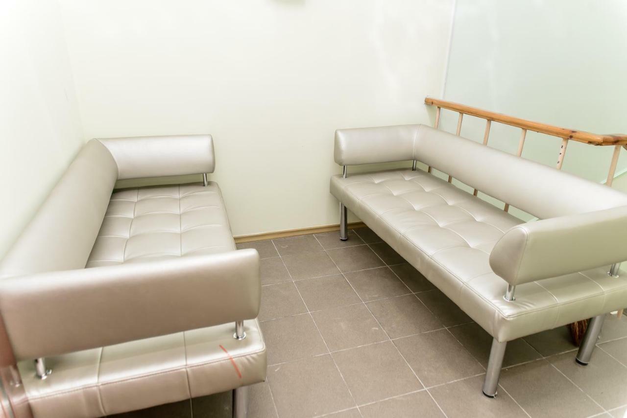 Globus Lipki Hostel Kiev Dış mekan fotoğraf
