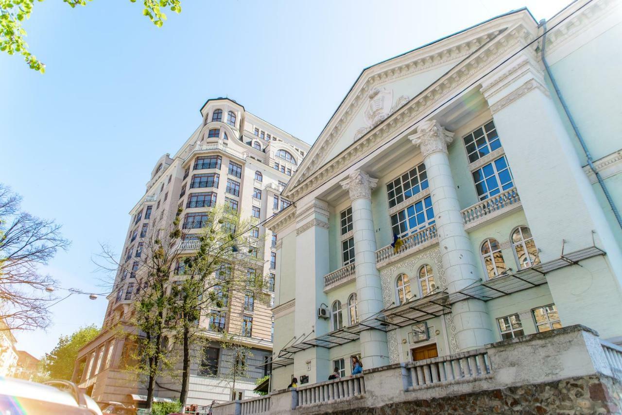 Globus Lipki Hostel Kiev Dış mekan fotoğraf