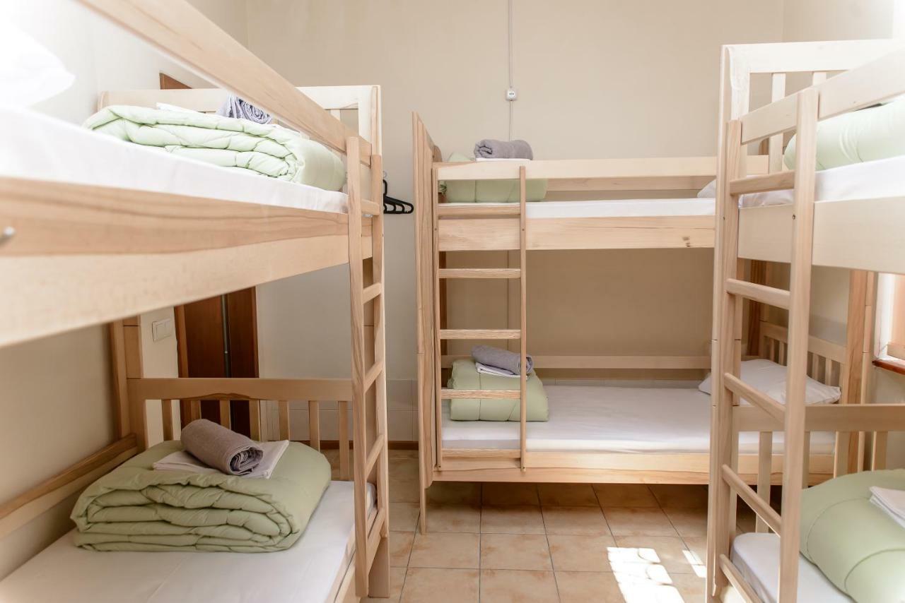 Globus Lipki Hostel Kiev Dış mekan fotoğraf